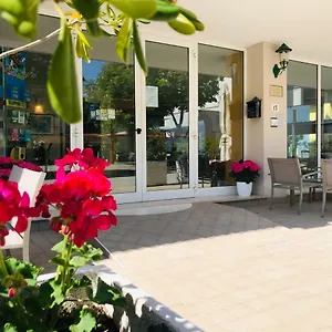 *** Hotel Adria Italia